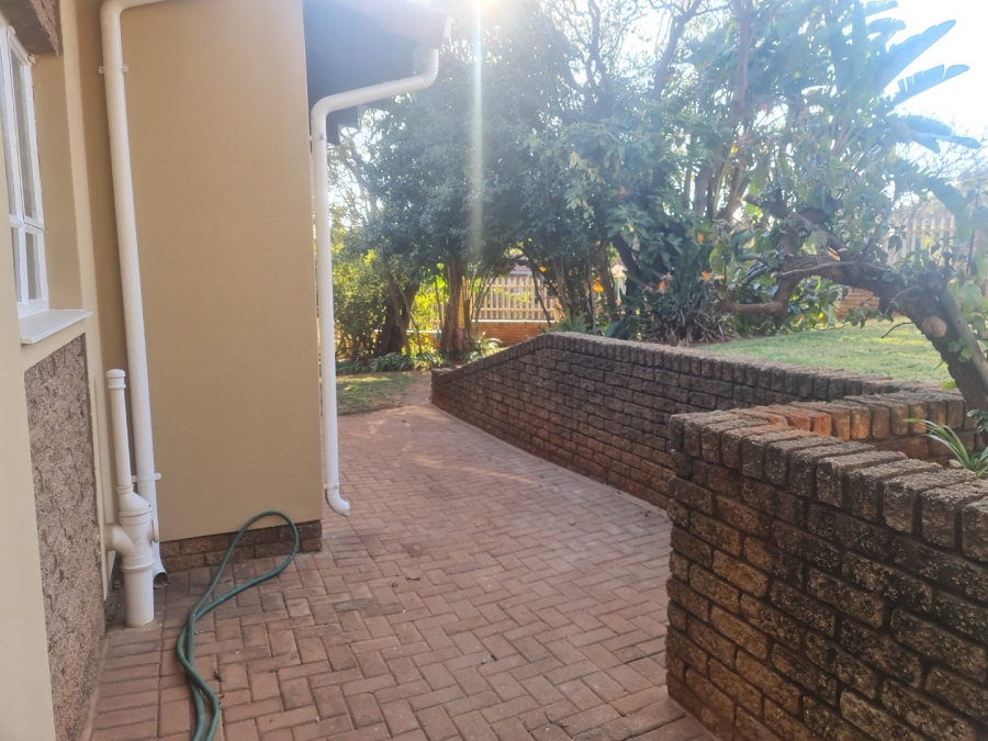 3 Bedroom Property for Sale in Safari Gardens North West